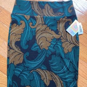 NWT LuLaroe Cassie Skirt (MED)